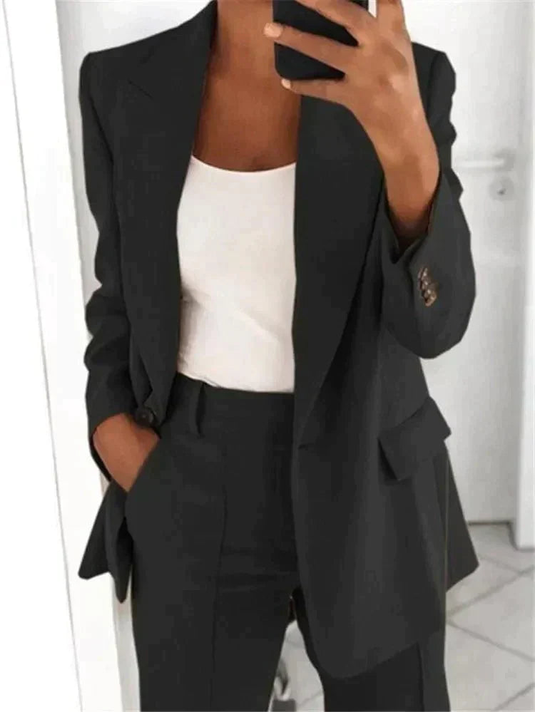 Juliette - Elegante conjunto business [blazer + pantalón]. Aviero Madrid