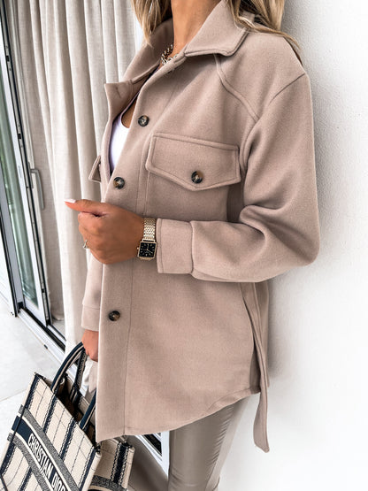 Nerea - Elegante chaqueta informal con cremallera y corte entallado - Mujer Aviero Madrid