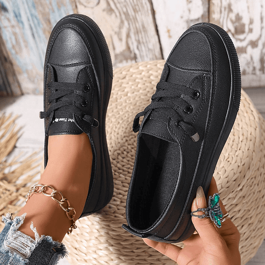 Kelly - Modern orthopedic shoes CØDE Toronto