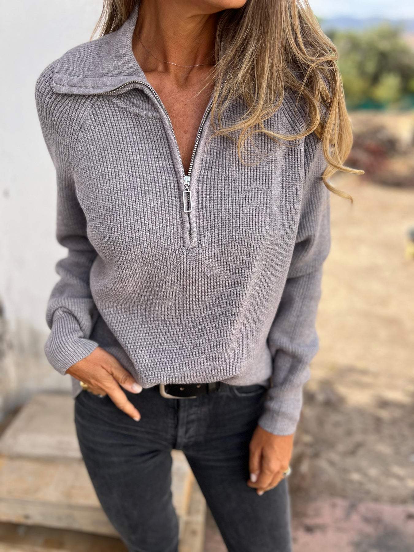 ¡PROMO ESPECIAL! 2x1 Sandra – Jersey de punto con cuello en V Aviero Madrid