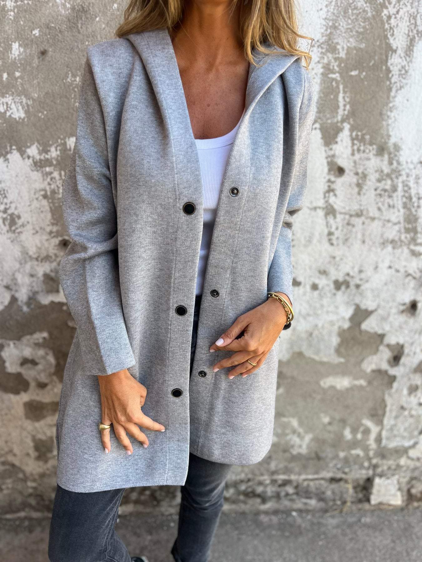Fernanda™ | Chaqueta con Capucha Elegante Aviero Madrid