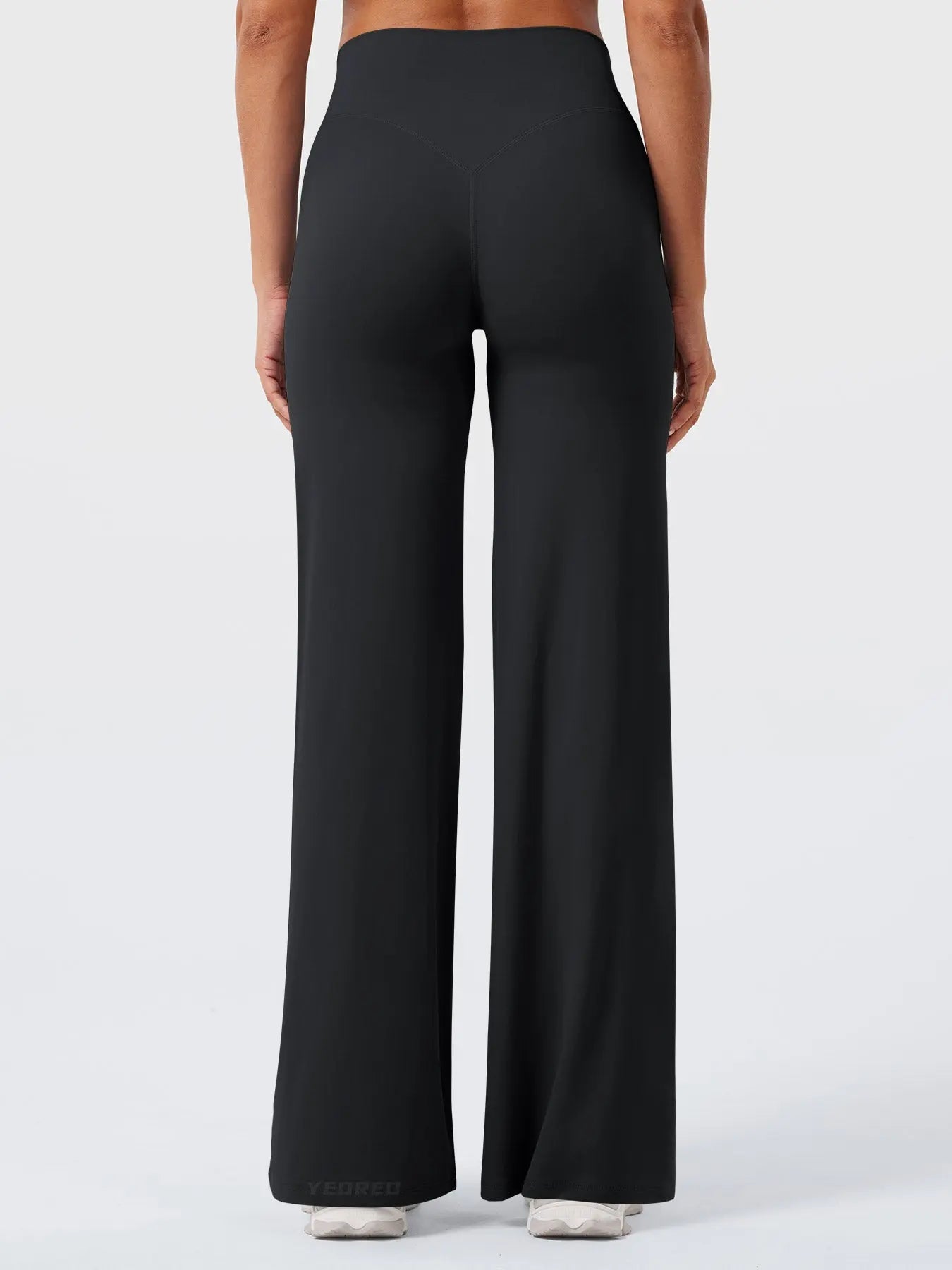 Meya – Eddiy Straight-Leg Leggings CØDE Toronto